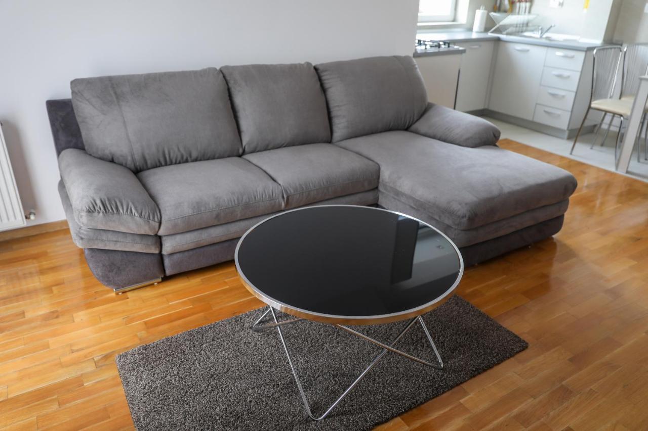 5 Star Residence Braşov Eksteriør billede